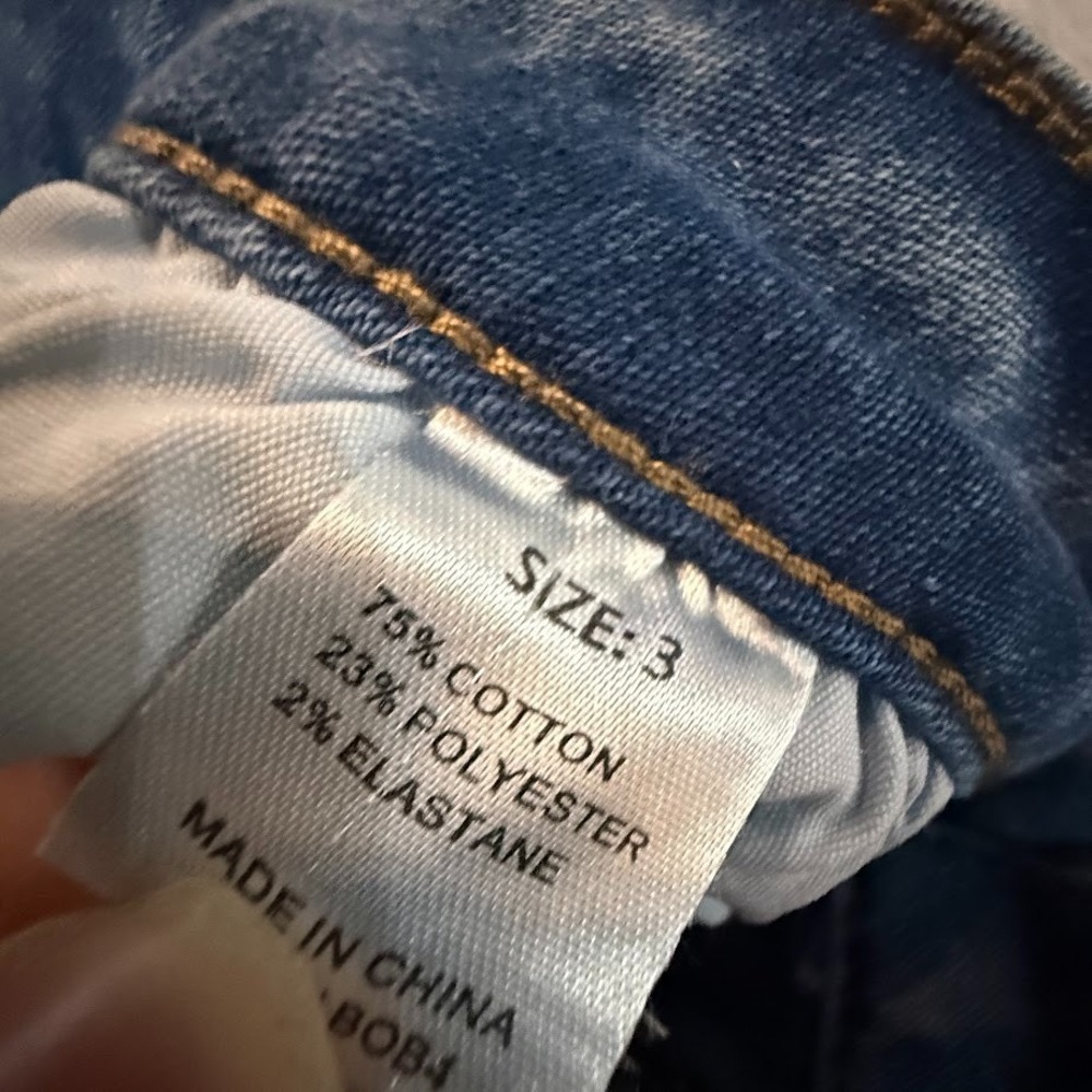 Fashion Nova Womens Mid Rise Skinny Leg Denim Distressed Jeans Blue Size 3 NWT - Picture 4 of 7
